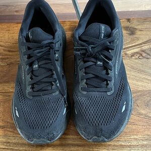 Brooks Black Adrenaline GTX Running Shoes